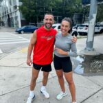 Joanna Jędrzejczyk Instagram – Mateusz z uśmiechem i w dobrej formie🔥 Łapiemy trochę świeżego powietrza przed wieczornym zbijaniem wagi. 

Mati! Mistrzu! Ciężka praca już za tobą. Poświęciłeś bardzo dużo aby być w tym miejscu. Jeszcze chwila trudu (zbijania wagi) i czeka Cię ta weselsza część roboty wojownika czyli sama walka! Jesteś silny, jesteś szybki, zdrowy w pełnej dyspozycji fizycznej oraz psychicznej. Te sobotnie zwycięstwo należy się Tobie! To kwestia czasu gdy sięgniesz najwyższej gwiazdy jaką jest mistrzostwo UFC. Zostałeś urodzony aby być Mistrzem UFC!🌟

Dziękuję, że mogę z tak bliska obserwować jak piszesz historię! 

Jesteście #TEAMGAMER ? Czekacie na galę ?🔥

#ufcmiami #ufc299 #mateuszgamrot Miami, FL