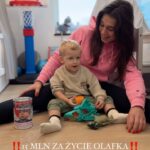 Joanna Jędrzejczyk Instagram - Dużo na świecie cierpienia i łez - lecz walczmy o siebie na ile to możliwe. Olafku, Ty to wiesz, że jestem w twojej drużynie i masz nową ciocię na zawsze❤️ Kochani! Olaf ma 2,5 roku i walczy w nierównej walce z Dystrofią mięśniową Duchenne’a, a do uzbierania mamy ponad 15 milionów złotych na nierefundowaną terapię genową Liczę, że dołączycie do mnie w walce o życie i zdrowie Olafka🙌🏼 Link w bio 📲 SIEPOMAGA - OLAF KRASNOWSKI Polska, Poland