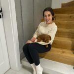 Joanna Jędrzejczyk Instagram - lazy Sunday afternoon with my sweet love after a long and intense work week❣️ how is your day going so far? 🐶 @dog_daisy_cavapoo … #lazyafternoon #lazysunday #longweek #daisy #puppylove #cavapoo #cavapoopuppy Olsztyn, Poland