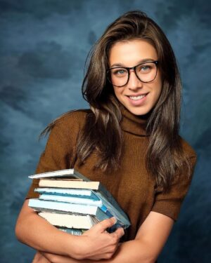 Joanna Jędrzejczyk Instagram - loving this AI yearbook trend 🤓😄
Check the last one🤣
#yearbook #yearbooktrend