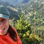 Joanna Jędrzejczyk Instagram - Dzień dobry świecie 🌏 Szkoda, że tym razem tylko na chwilę odwiedzam nasze piękne Zakopane ale dziś udało mi się zmotywować do porannego rozruchu i szybkiego wejścia na Nosal⛰️ Mamy piękny słoneczny wrzesień więc korzystajmy z jego uroków zanim zawita u nas chłodna i deszczowa jesień🍂 Szybkie śniadanko i zbieram się do Olsztyna bo za tydzień wylot do Bostonu i LV🤗 Dobrego dnia 🤗 … #zakopane #tatry #tatrymountains #nosal #mountainhiking #porannyrozruch Nosal 1206 M n.p.m