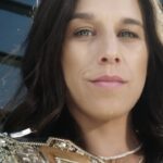 Joanna Jędrzejczyk Instagram – Wiele kobiet żyje w poczuciu, że muszą spełniać oczekiwania innych. Tym samym często zapominają o sobie i swoich marzeniach. W najnowszym spocie redakcji @wp_kobieta wystąpiłyśmy jako kobiety, które udowadniają, że można wyjść ze schematu i podążać własną drogą. Wszystkie zgodnie mówimy „nie muszę” i robimy swoje.

Wraz z Joanna Racewicz, Marta Burdynowicz i Adrianna Skoneczna – jesteśmy kobietami, które doskonale wiedzą, jak spełniać marzenia, nie oczekiwania.❣️

Trzymam kciuki i za Was moje kobietki

#NIEMUSZĘ 
#WSZECHMOCNE Poland