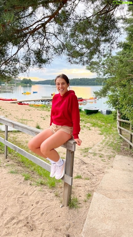 Joanna Jędrzejczyk Instagram - vacation mode on ⛵️ Poland is so beautiful ❣️ … #vacationmodeon #kaszuby #poland #polandisbeautiful #polska #lake #jezioro KASZUBY