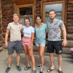 Joanna Jędrzejczyk Instagram - No i nadszedł czas obozowego pożegnania w zacnym mistrzowskim gronie🥲 Czwarta edycja @grapplerscamps dobiegła końca ale wracamy do domów z usmiechami, nową wiedzą, nowo nawiązanym relacjami oraz wspomnieniami🫶🏻 Dziękujemy wszystkim uczestnikom, trenerom, partnerom oraz przyjaciołom obozu za tak niesamowitą atmosferę. Jesteście NAJLEPSI!🌟 …. #mma #grapplers #grapplerscamps #jiujitsu #muaythai #obózsportowy #obózmma marka własna Murzasichle