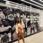 Joanna Jędrzejczyk Instagram – love being around UFC 🖤 
I’m looking forward to seeing some of you at UFC X tomorrow ☺️ who’s coming?

PS read the wall ~ @georgesstpierre 🤩
…
#ufc #ufcx #ufcpi UFC Performance Institute
