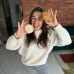 Joanna Jędrzejczyk Instagram – kokosowy czy z preclem i karmelem?😋
a może tradycyjny z marmoladą🤭

ja dziś rekordów w jedzeniu pączków nie biję bo zjadłam tylko pół 🍩 ale może po wieczornym treningu 🥋 jeszcze coś nadrobię 

Jak u Was?

Tłusty czwartek | pączki | 

#tłustyczwartek #tlustyczwartek #paczek #pączek Gdańsk, Poland