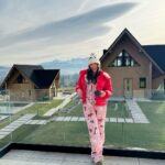 Joanna Jędrzejczyk Instagram - 🏔️😍☕️ smacznej kawusi Z uśmiechem, pozytywnymi myślami i dobrą energią kończę ten mijający rok i z takim nastawieniem wchodzę w nowy 2024🥳 Ten rok nie należał do najłatwiejszy, ale za to każdy dzień był możliwością docenienia ludzi, miejsc i sytuacji z którymi obcowałam. Dziękuję ☺️ Ja teraz kilka dni spędzę w pięknej scenerii w otoczeniu bliskich🏔️ A Wy jakie macie sylwestrowe plany? … #koniecroku #nowyrok #tatry #widoknatatry Reklama Zakopane Tatry