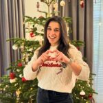 Joanna Jędrzejczyk Instagram – Wesołych Świąt Kochani!🎄 Niech Nowonarodzone Boże Dziecię Wam błogosławi🙏🏼

Merry Christmas Everyone!🎄May Baby Jesus bless you all!🙏🏼
…

#wigilia #itschristmas Polska, Poland