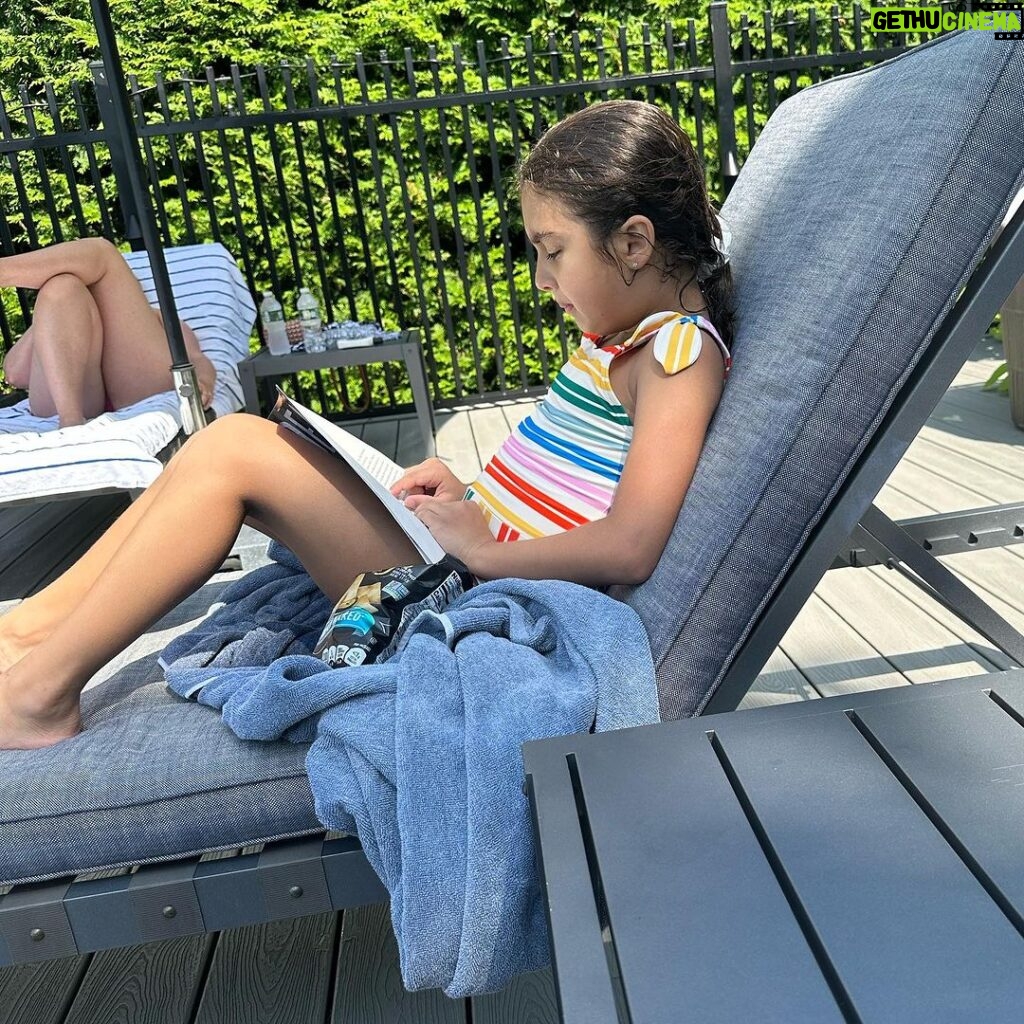 Joe Gatto Instagram - She’s like a teen. Reading by the pool. Love her!