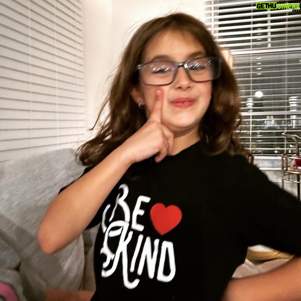 Joe Gatto Instagram - Puts on her #bekind shirt and my reading glasses and says “look daddy I’m you!” Love this little girl oh so much.