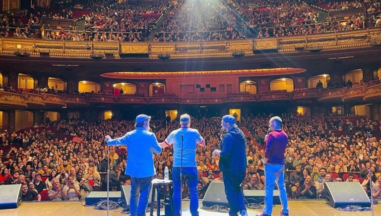Joe Gatto Instagram - VIDEO ON MY YOUTUBE CHANNEL Bumped into some of my life long friends up here in Boston tonight. Love you brothers. Great show. #thetenderloins Boston, Massachusetts
