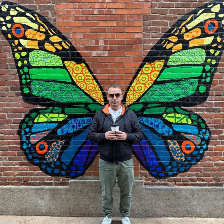 Joe Gatto Instagram - Metamorphosis is part of life. I’m a beautiful butterfly Downtown Columbia