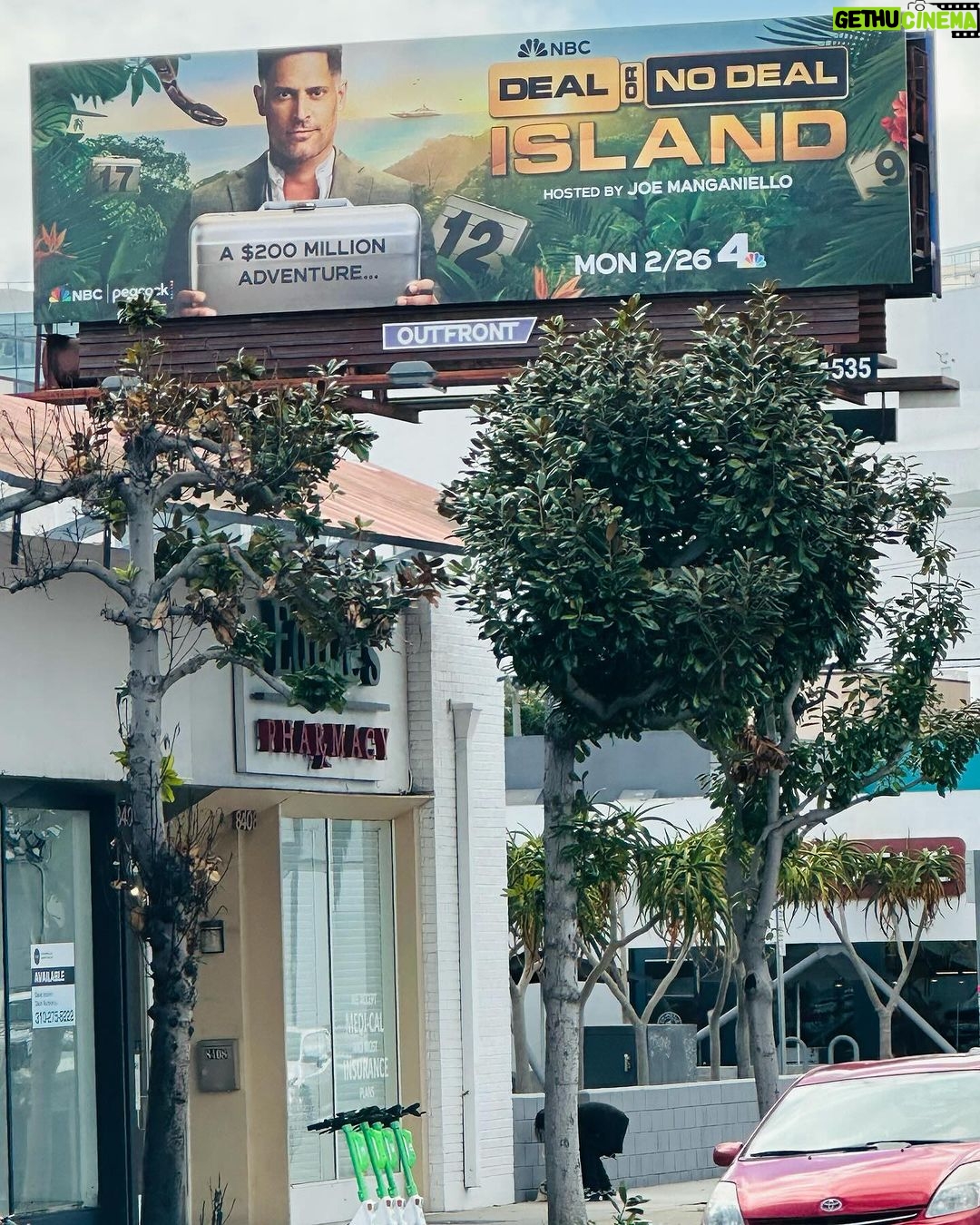 Joe Manganiello Instagram - 24 hours from launch! I’ll see you on the island tomorrow night… #dealornodealisland