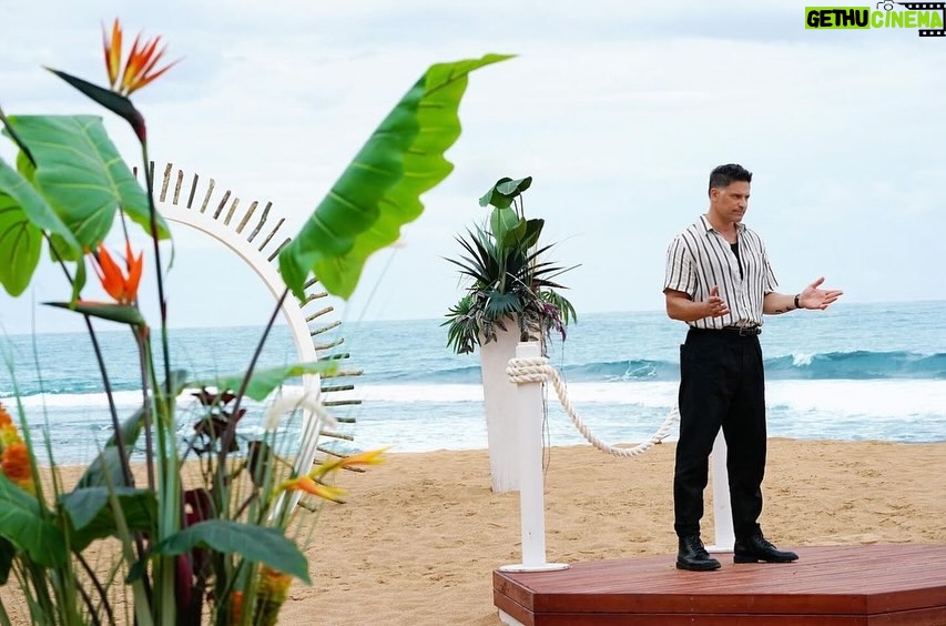 Joe Manganiello Instagram - In case you missed it last night, be sure to set your DVRs and tune in TONIGHT for an encore of the #DealOrNoDealIsland Sneak Preview ON NBC 7pm eastern/6pm central (7pm pacific)… 🏝️