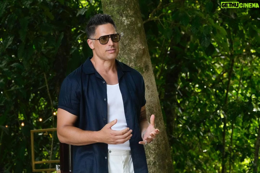 Joe Manganiello Instagram - TONIGHT! An all NEW excursion involves a water raft race and a high stakes, poker-esque, bluffing competition culminating in a showdown between Rob and Aron that could put Amy in position to take control of the game. All that and more on DEAL OR NO DEAL ISLAND, tonight at 10pm eastern on NBC & next day on PEACOCK. ποΈπΌπ°