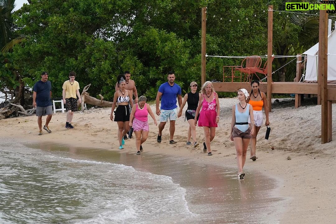 Joe Manganiello Instagram - TONIGHT! An all NEW excursion involves a water raft race and a high stakes, poker-esque, bluffing competition culminating in a showdown between Rob and Aron that could put Amy in position to take control of the game. All that and more on DEAL OR NO DEAL ISLAND, tonight at 10pm eastern on NBC & next day on PEACOCK. ποΈπΌπ°