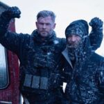 Joe Russo Instagram - A GIGANTIC congratulations to @chrishemsworth, @samhargrave and the entire EXTRACTION family for becoming @netflix most popular franchise to date 👏👏