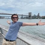 Joel Courtney Instagram - If you ever wonder why I don’t post that often, it’s because I’m bad at posing 😂😂😂 thank you @mia_scholink for your patience 😘😘 #brooklynbridge #nyc