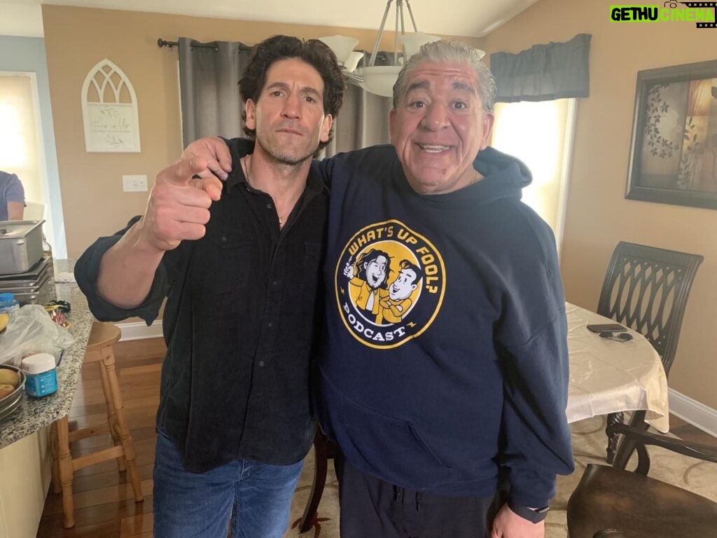 Joey Diaz Instagram - Always a good day when my little Brother stops by