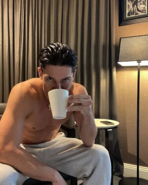 Joey Essex Instagram - Let’s chat, what’s on your mind right now