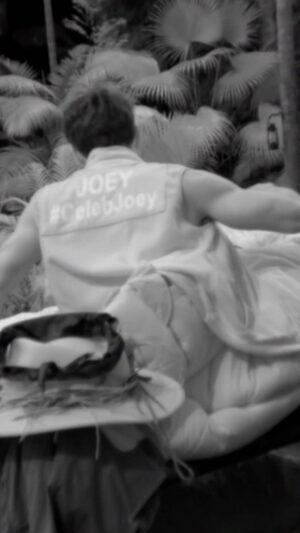 Joey Essex Instagram - Maybe the top bunk wasn’t for me ! 😂