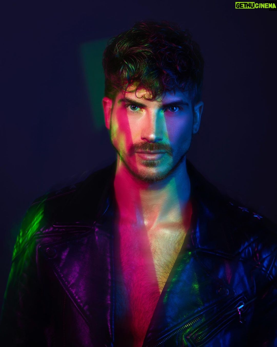 Joey Graceffa Instagram - me after transferring to euphoria high