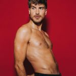Joey Graceffa Instagram - there’s a new twunk in town 💪🏻 but fr worked really hard the past 30 days and I’m proud of these results. 🥺 link in bio for my body transformation. Thanks for the help @tempo 💪🏼