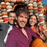 Joey Graceffa Instagram - just me and my boos 👻 what’s your fav Halloween movie?