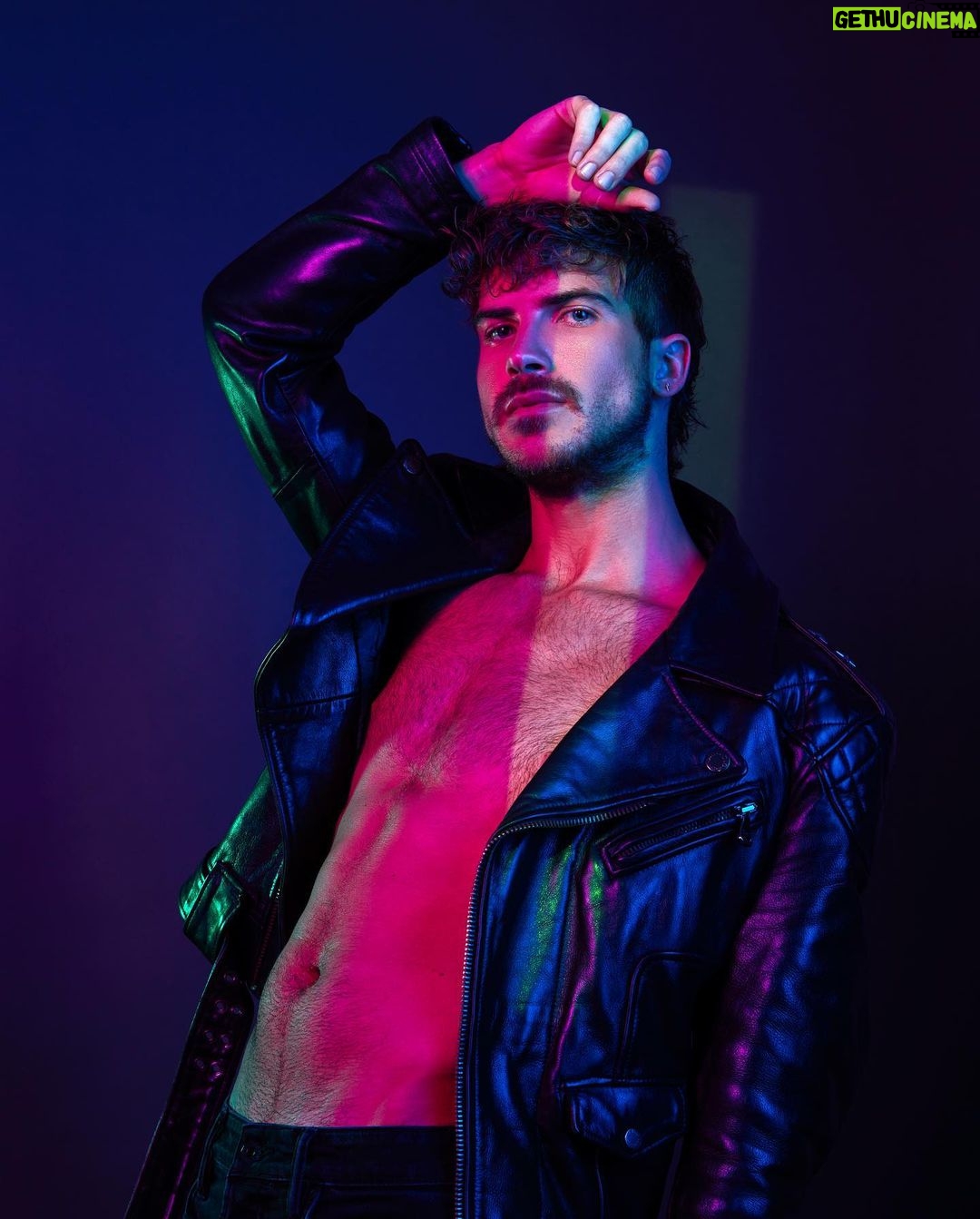 Joey Graceffa Instagram - me after transferring to euphoria high