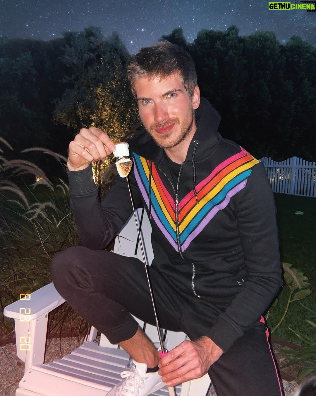 Joey Graceffa Instagram - sweatpants are the official uniform of 2020 😌✌🏻 new @crystalwolf tracksuit is out now! get your rainbow fantasy at the link in bio 🌈 Less Is S'more