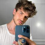 Joey Graceffa Instagram - photo dump of my hair before I do somethin crazy 💇🏻‍♂️ should I get a mullet?