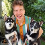 Joey Graceffa Instagram - Our @thehuskypac just keeps growing! Still can’t believe we’re keeping these two! Thus making us a family of 5 huskies, what should we name them?! 🤯🐺🐺🐺🐺🐺 new video, link in bio!