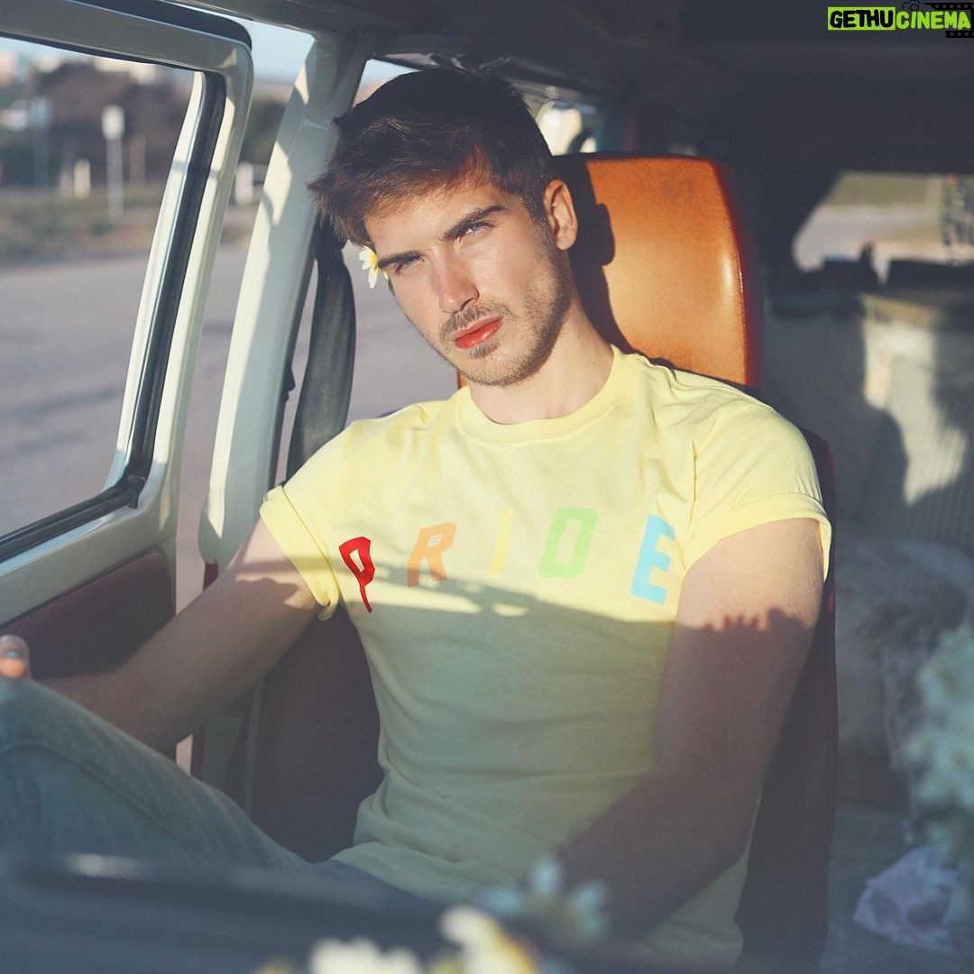 Joey Graceffa Instagram - Iām Gay š New summer merch, link in bio