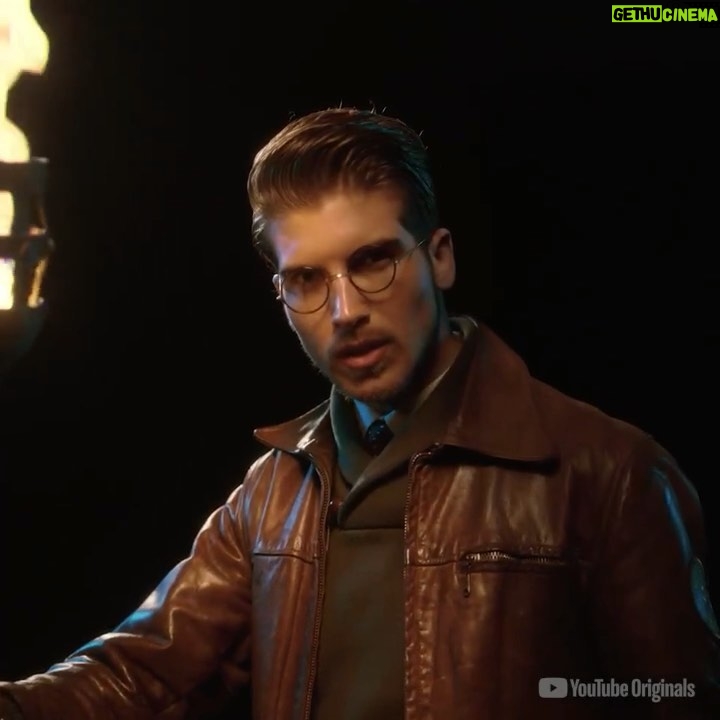 Joey Graceffa Instagram - Be careful what you wish for 🗝 @EscapeTheNight Season 4. Premieres July 11. ⏳ Who do you want to escape the night? #ETN4