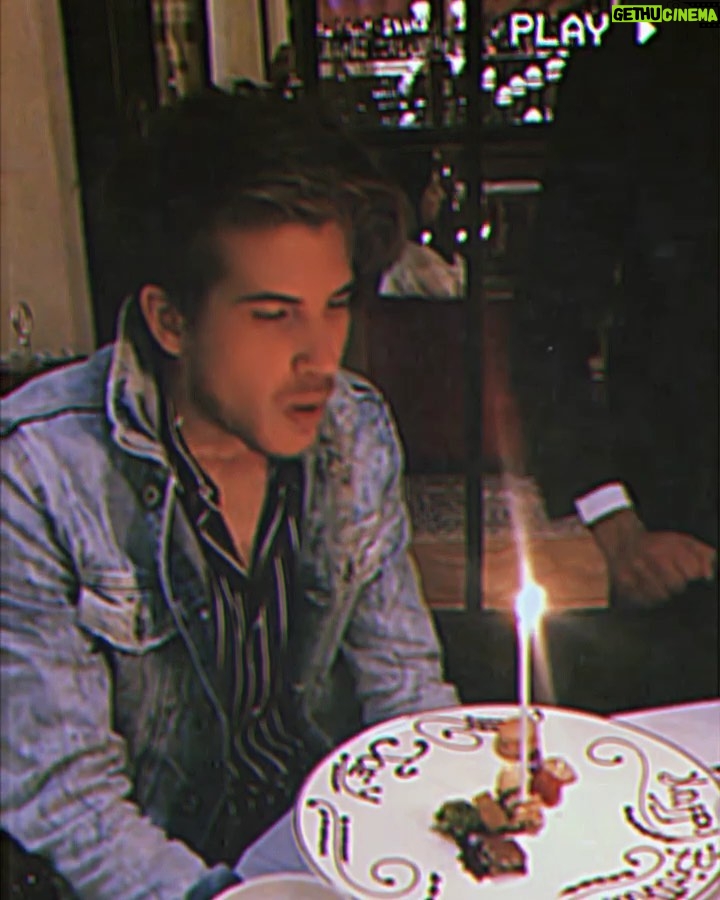 Joey Graceffa Instagram - HAPPY BIRTHDAY TO ME! πππ Thank you for all the love guys! Comment down below ONE THING you want to accomplish THIS YEAR! ππΌ I want to write another adventure! Letβs do it! π Tarormina Sycylia