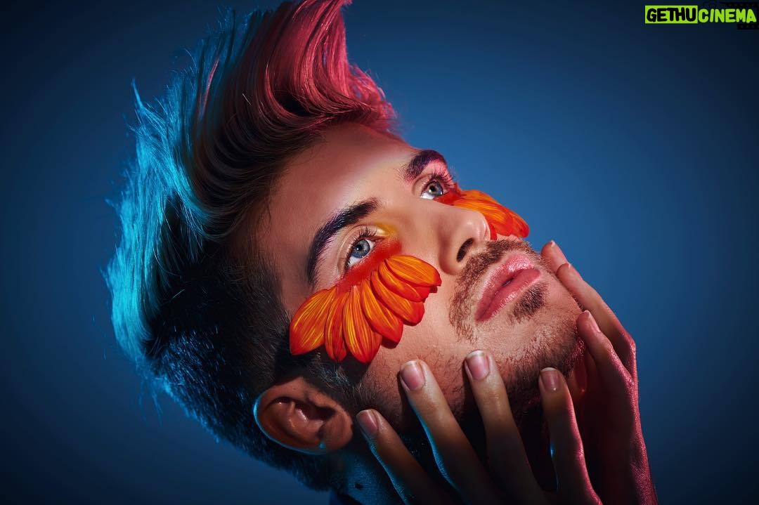 Joey Graceffa Instagram - 💜 Los Angeles, California
