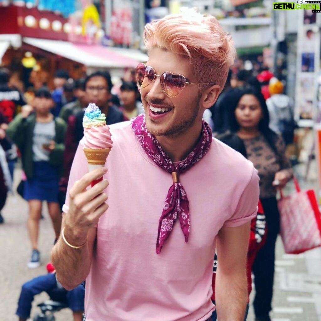 Joey Graceffa Instagram - CRAVING THIS RAINBOW ICE-CREAM RIGHT NOW! 🌈🍦🦄 I dare you to leave only sugary emojis! Also desperate to be back in Tokyo again @mo_tokyo Mandarin Oriental, Tokyo マンダリン オリエンタル 東京