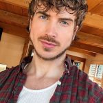 Joey Graceffa Instagram - come get a perm with me 👨🏻‍🦱