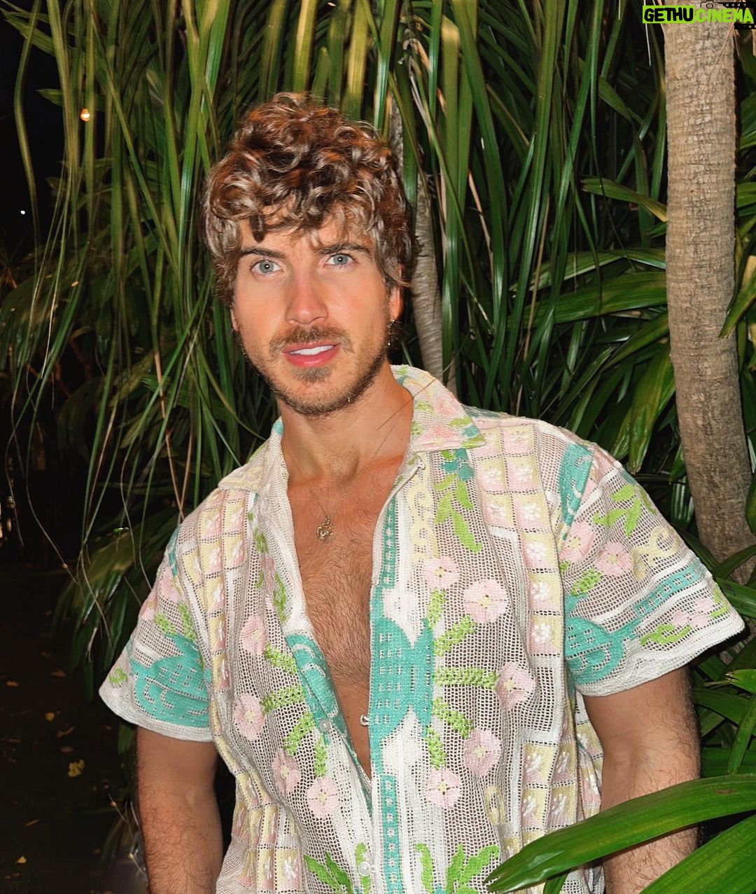 Joey Graceffa Instagram - guess my bra size ðŸ¤ðŸ¥¥