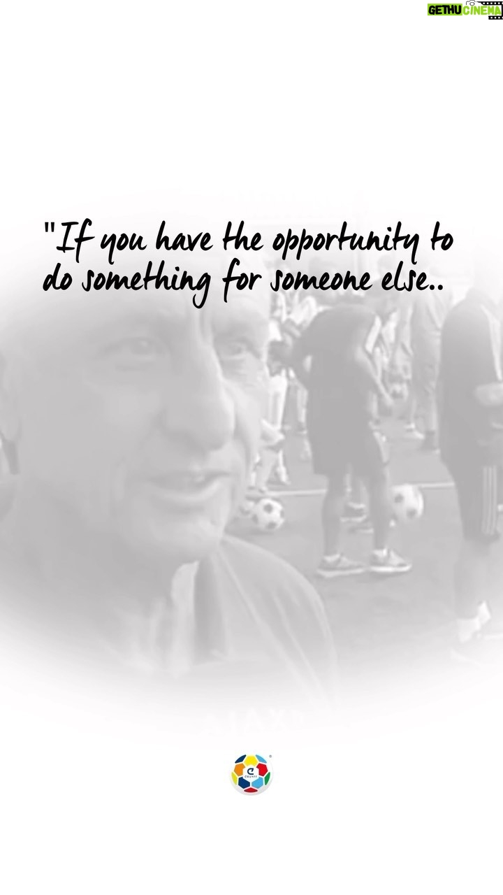 Johan Cruijff Instagram - On the April 25th in 1947, the man who continues to inspire us was born. His legacy is past, present, and future. #CruyffLegacy 14 Forever