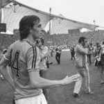 Johan Cruijff Instagram – We think about you Johan. Especially today. 🧡

76 years ago the world met @johancruyff. 1️⃣4️⃣

#NothingLikeOranje #CruyffLegacy 14