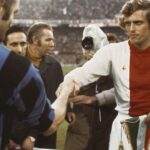 Johan Cruijff Instagram - 🔙 #OTD in 1972, @afcajax won their second consecutive European Cup against @inter in a 2-0 win. Johan scored both goals. 🏆 #CruyffLegacy