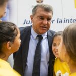 Johan Cruijff Instagram - 🆕 The Cruyff Foundation opened today a new Cruyff Court in Constantí (Spain), a new space for social transformation through sports! 👊🏼 #CruyffLegacy Constantí, Cataluna, Spain