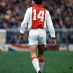 Johan Cruijff Instagram – ✨ #OTW in 1970, Johan wore the #14 shirt for the first time. #tbt