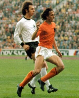 Johan Cruijff Instagram - Rest in peace, Franz Beckenbauer.