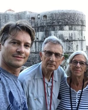 John Barrowman Instagram - Seventy Years Married!! 
Scott’s Ma & Pa are celebrating their Platinum Wedding Anniversary today❤️
Sydney was where it all started in 1953
.
.
#anniversary #mum #dad #london #sydney #palmsprings #navy #australia #uk
Posted @withregram • @scottmale