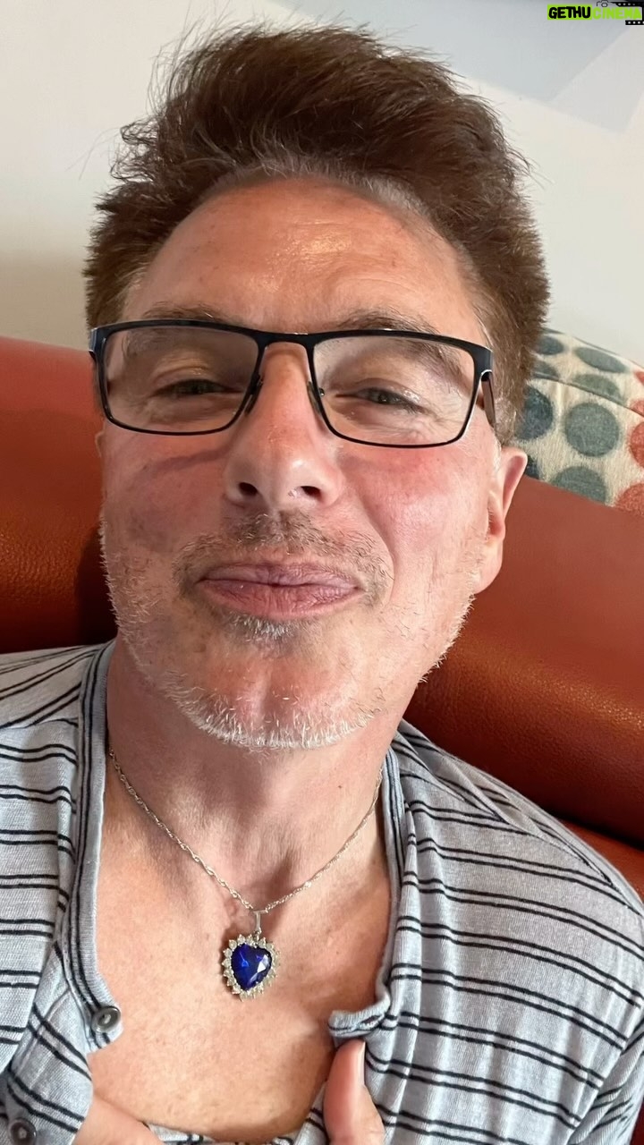 John Barrowman Instagram - Based on what you see, what movie are we watching on this cloudy rainy afternoon? . #rainyday #love #coeurdelamer #reels #foryou #lgbtq #trending #trendingreels #movie #movieday🎬