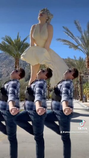 John Barrowman Instagram - Stepping into Saturday watched by an icon.
.
.
#tingtingtangting #dancechallenge #lgbtqia #marilynmonroe #dance #trending #music #palmsprings