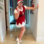 John Barrowman Instagram - It’s the most wonderful time to be queer 🎄 Palm Springs, California