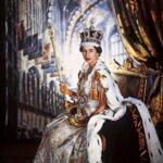 John Barrowman Instagram - It’s early morning in Palm Springs and I am up to watch Queen Elizabeth II leave Buckingham Palace on her journey to Westminster Hall. Feeling sad but also proud to be Scottish and so proud of the UK showing their love, gratitude and respect for the Queen. John Barrowman MBE . #queenelizabeth #royal #royalfamily #buckinghampalace #westminsterhall #palmsprings #godsavetheking Palm Springs, California